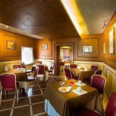 Camerlengo Hotel 3*